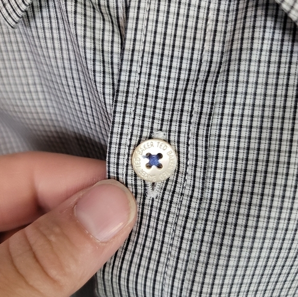 TED BAKER LONDON PLAID SHORT SLEEVE BUTTON UP, SZ 6 (2XL) - Picture 6 of 14